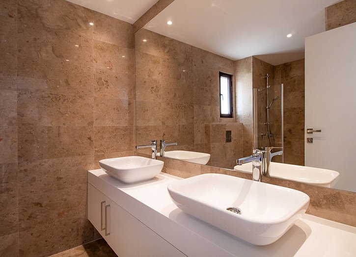 Luxury Golf villa with sea views in Paphos