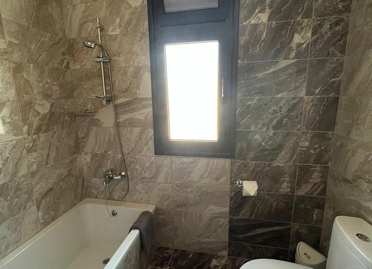 Semihouse 300m from beach