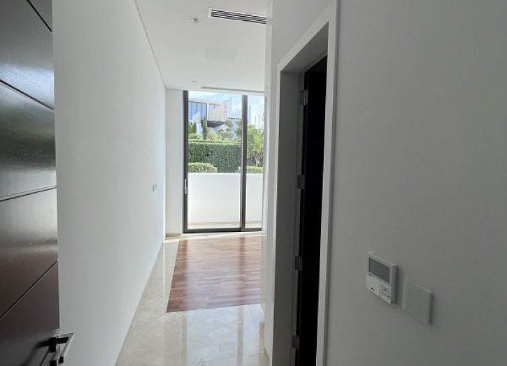 Luxury Seafront villa in 5* resort