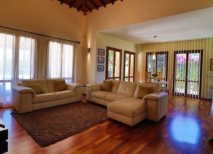 Luxusvilla in einem Golf-Spa-Resort