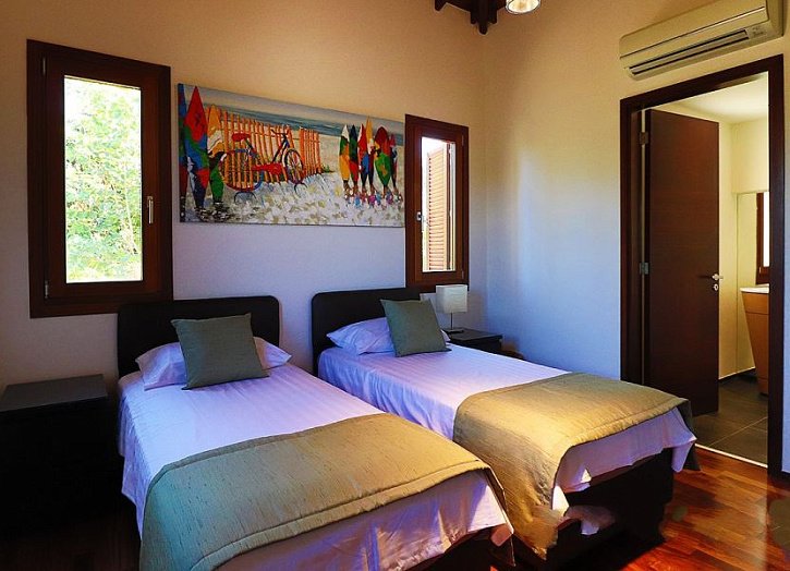 Luxusvilla in einem Golf-Spa-Resort