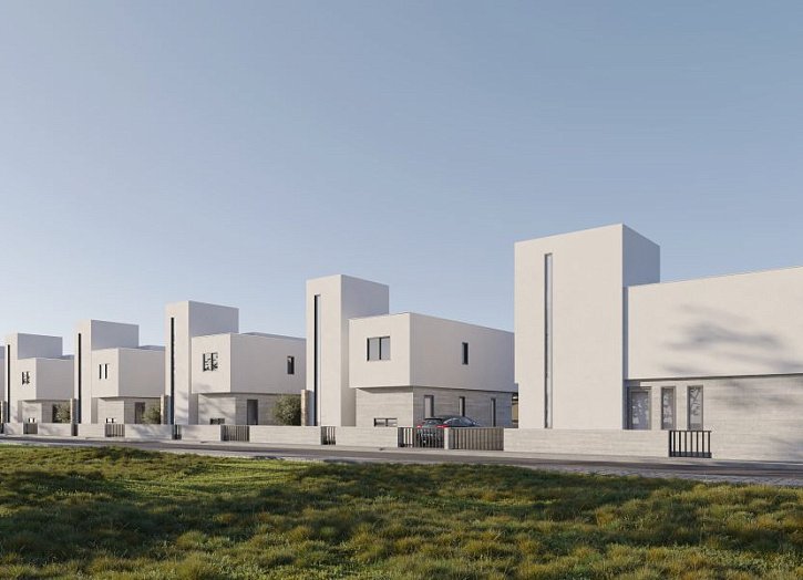 Modern villa close to city