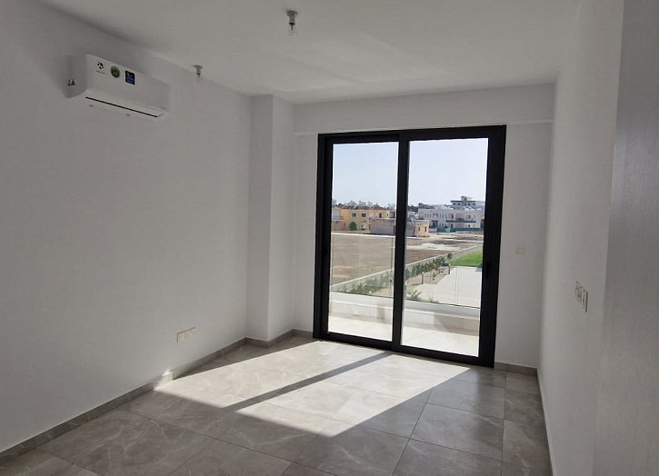 Brand new apartment in keyready project