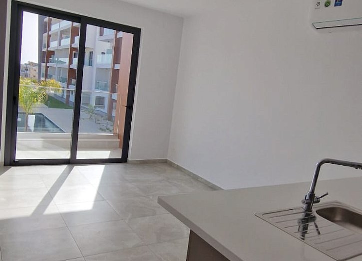 Brand new apartment in keyready project