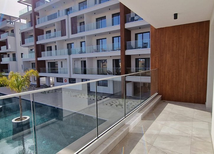 Brand new apartment in keyready project