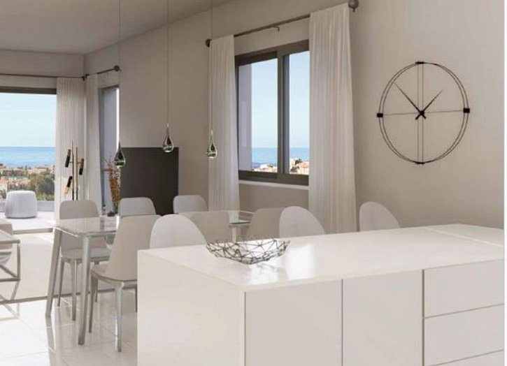 Terraced house in club resort with sea view