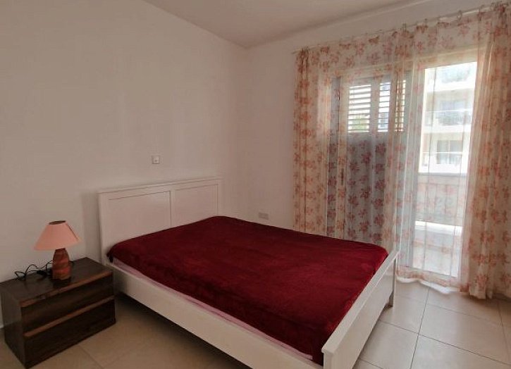 Townhouse in gated Elysia Park resort