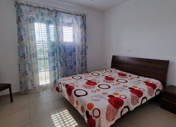 Townhouse in gated Elysia Park resort