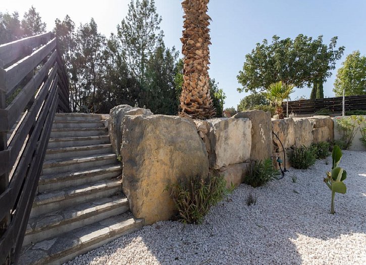 Villa in popular golf resort Ha Potami