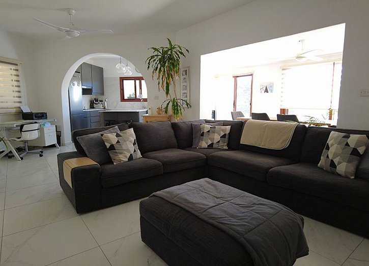 Bungalow mit Meer- & Bergblick