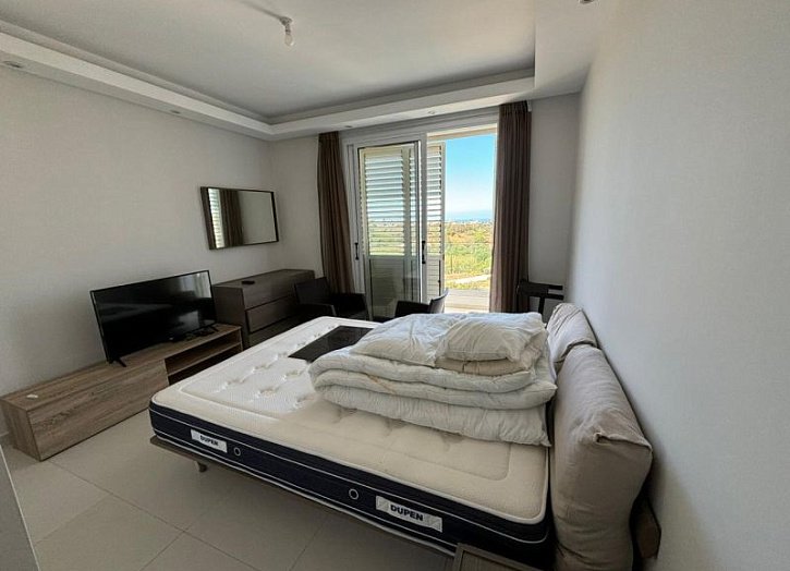 Longterm rent. Villa with swimming pool
