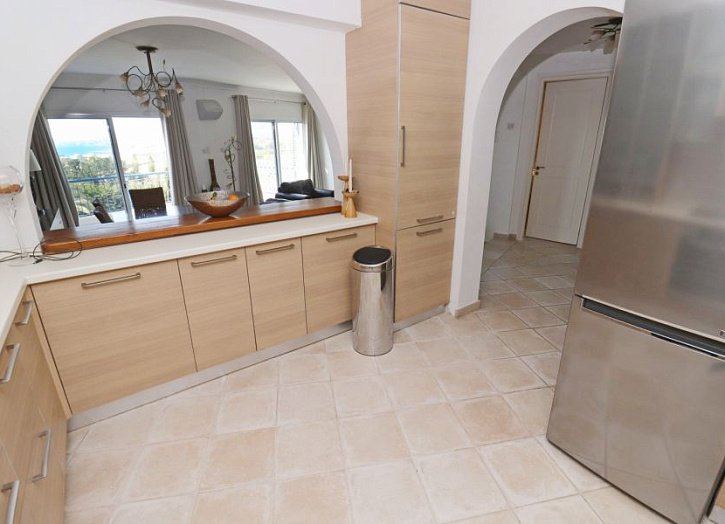 Detached House 500m from beach
