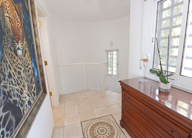 Detached House 500m from beach