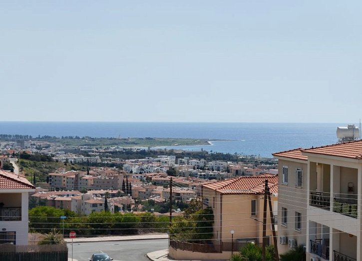 Apartment in Melanos nahe dem Meer