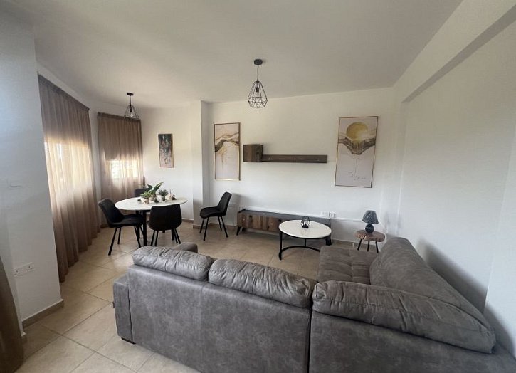 Renovierte 1+Arbeitszimmer-Wohnung in Strandnähe