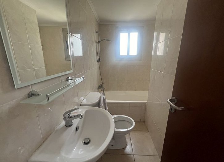 Renovierte 1+Arbeitszimmer-Wohnung in Strandnähe