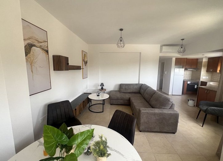 Renovierte 1+Arbeitszimmer-Wohnung in Strandnähe