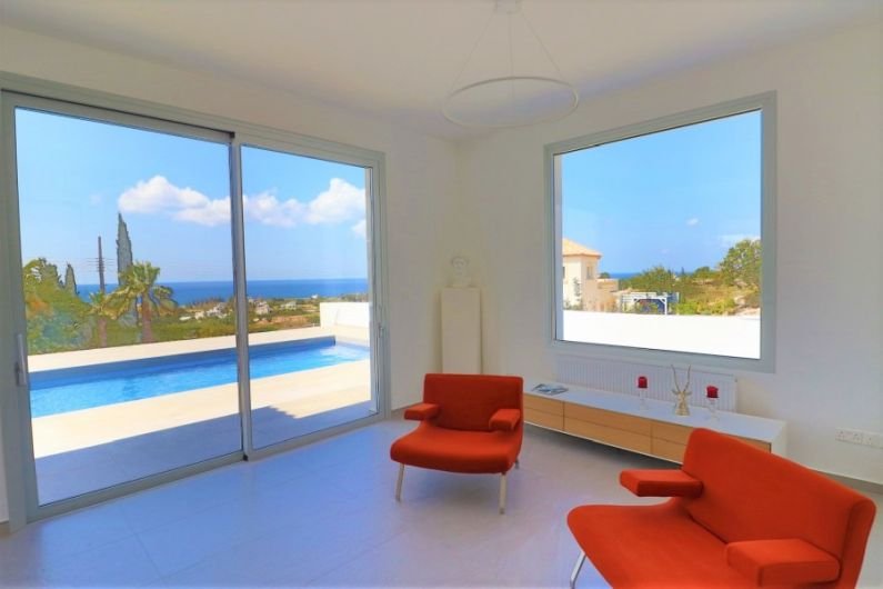 Modern immaculate sea view villa in Paphos
