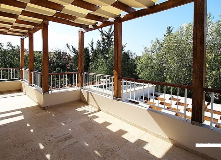 Golf villa on the western plateau in the award-winning Aphrodite Hills Resort