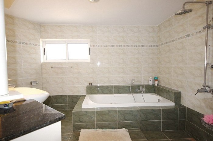 Einzigartige, maßgefertigte Villa in Paphos