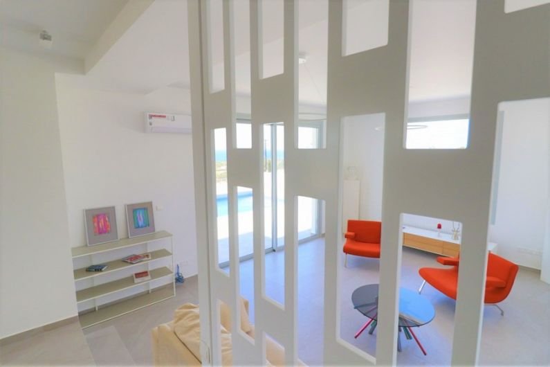 Modern immaculate sea view villa in Paphos