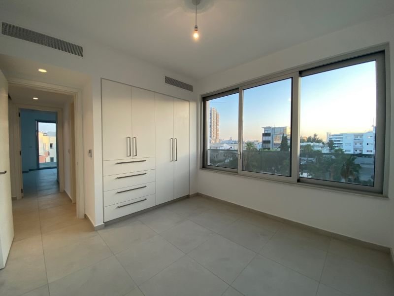 Modern apartment near the beach