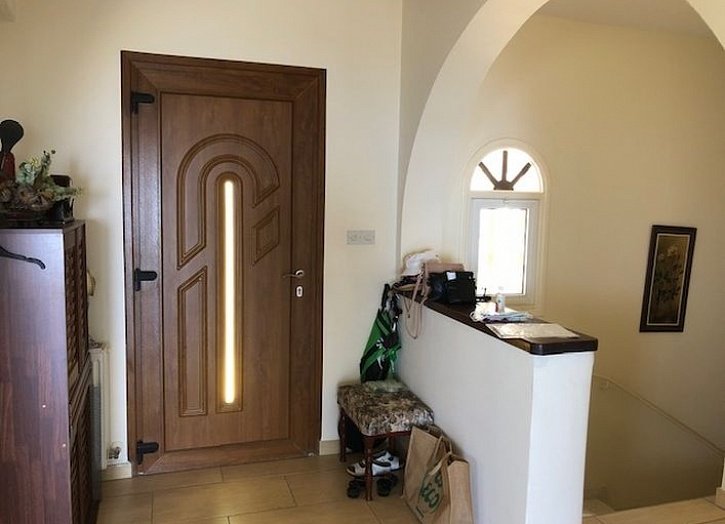 Villa with unobstracted sea views on the hills of Paphos