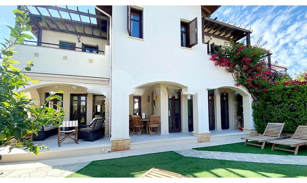 Golf Villa walking distance to resort facilities in Aphrodite Hills