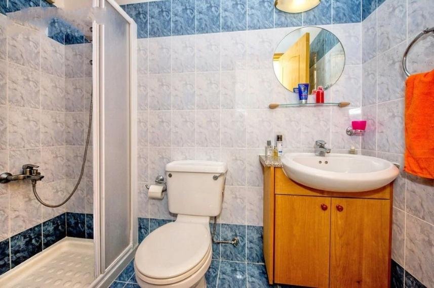 Bungalow on large seaview plot in Polis