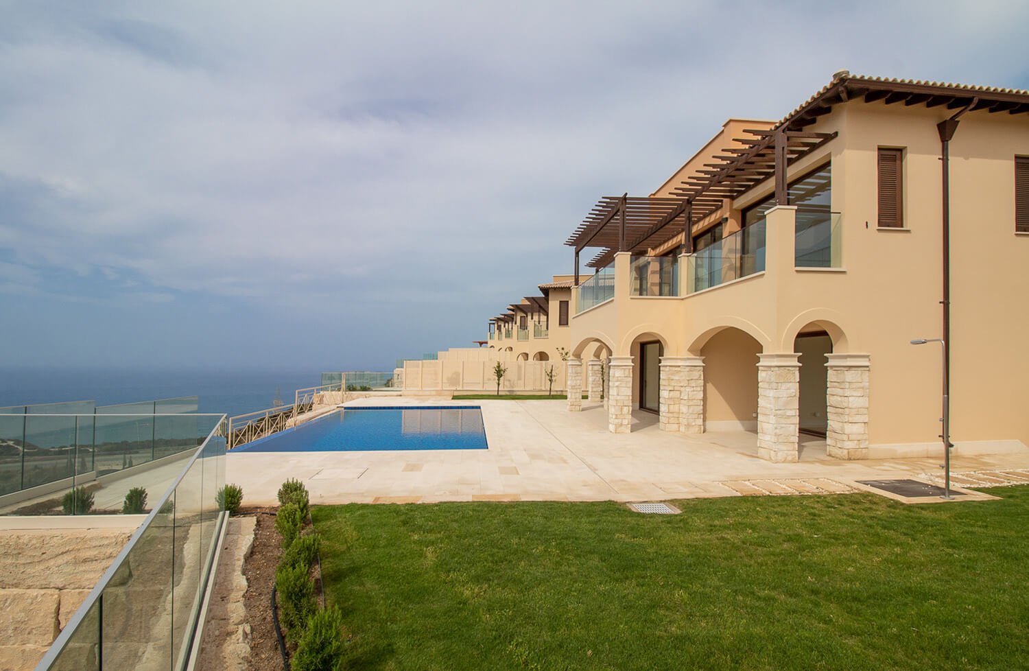 Keyready golf villa,sea views