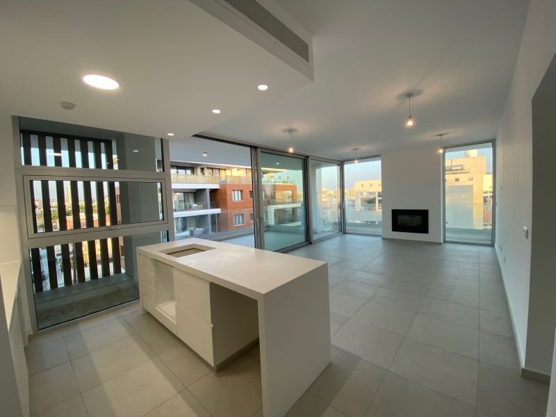 Modern apartment near the beach