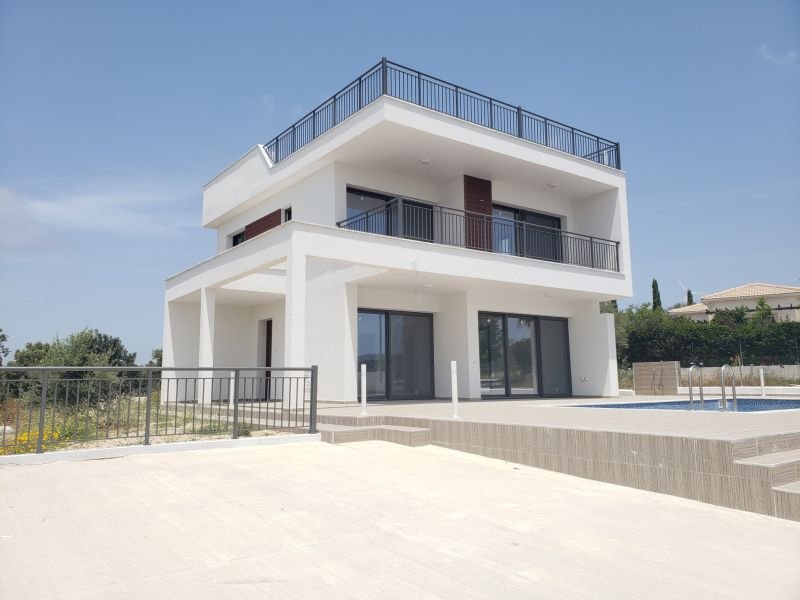Modern Golf villa