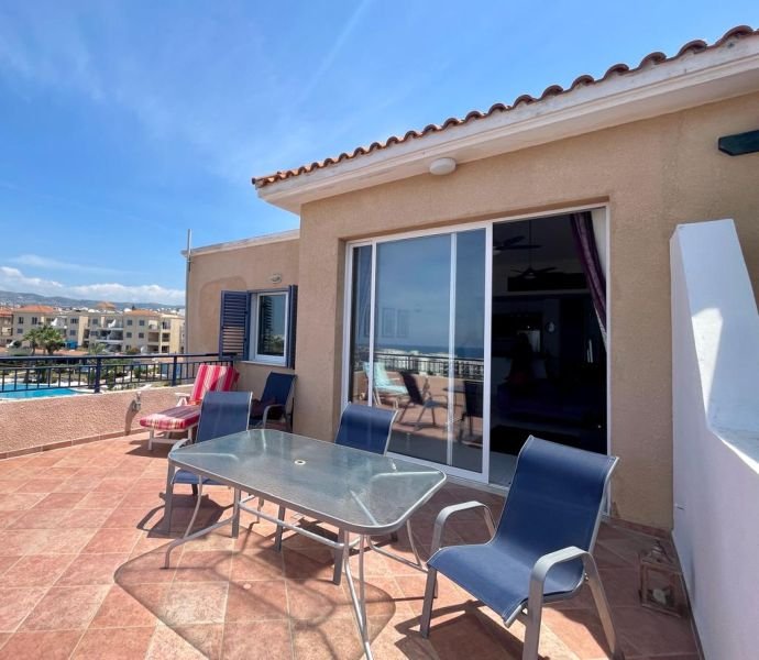 Penthouse mit Meerblick am Strand