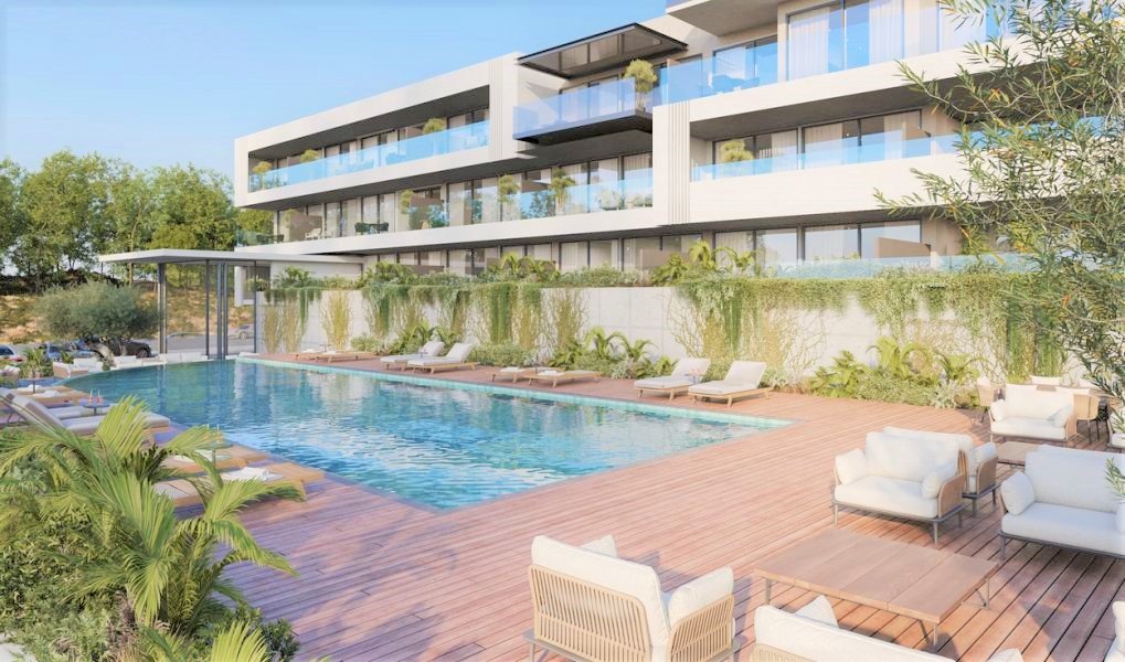 Apartment close to University