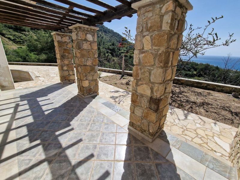 Incomplete seaview stone villa 350m from coast