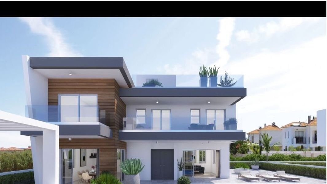 Küstenvilla nur 200 m vom Meer entfernt
