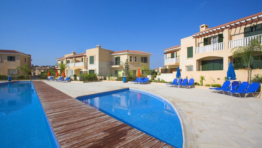 Townhouse in tourist area close to sea