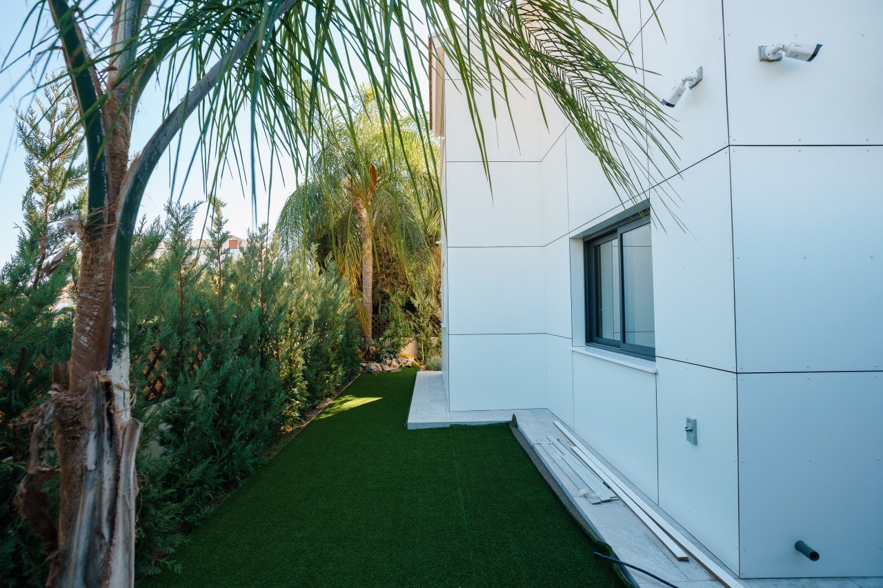 Modern villa 200m from beach in Limassol