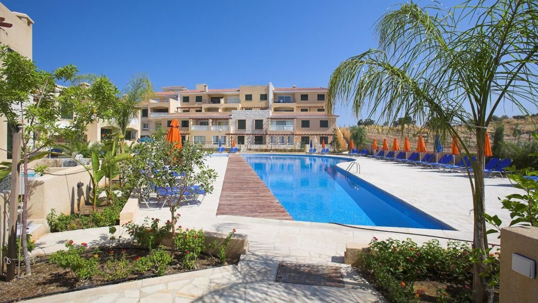 Townhouse in tourist area close to sea