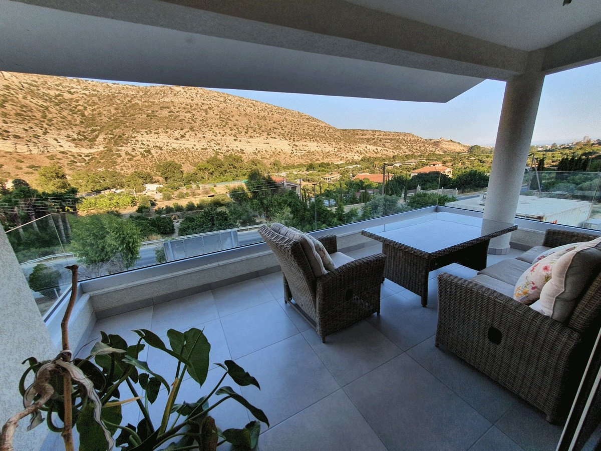 Moderne Villa, Bergblick in Limassol