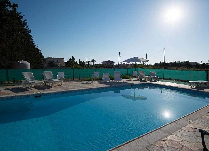 Гостиница в Пафосе на курорте у моря