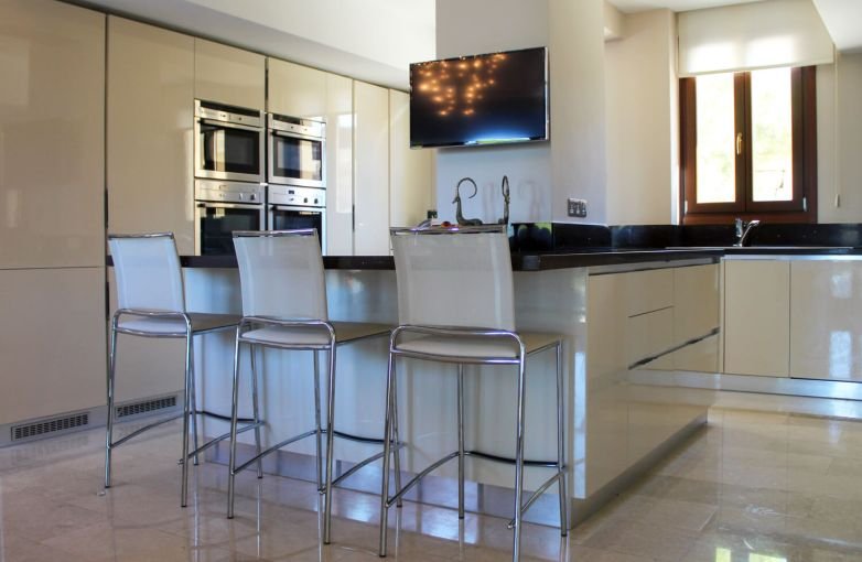 Luxury villa in prestigious golf and spa resort in Paphos