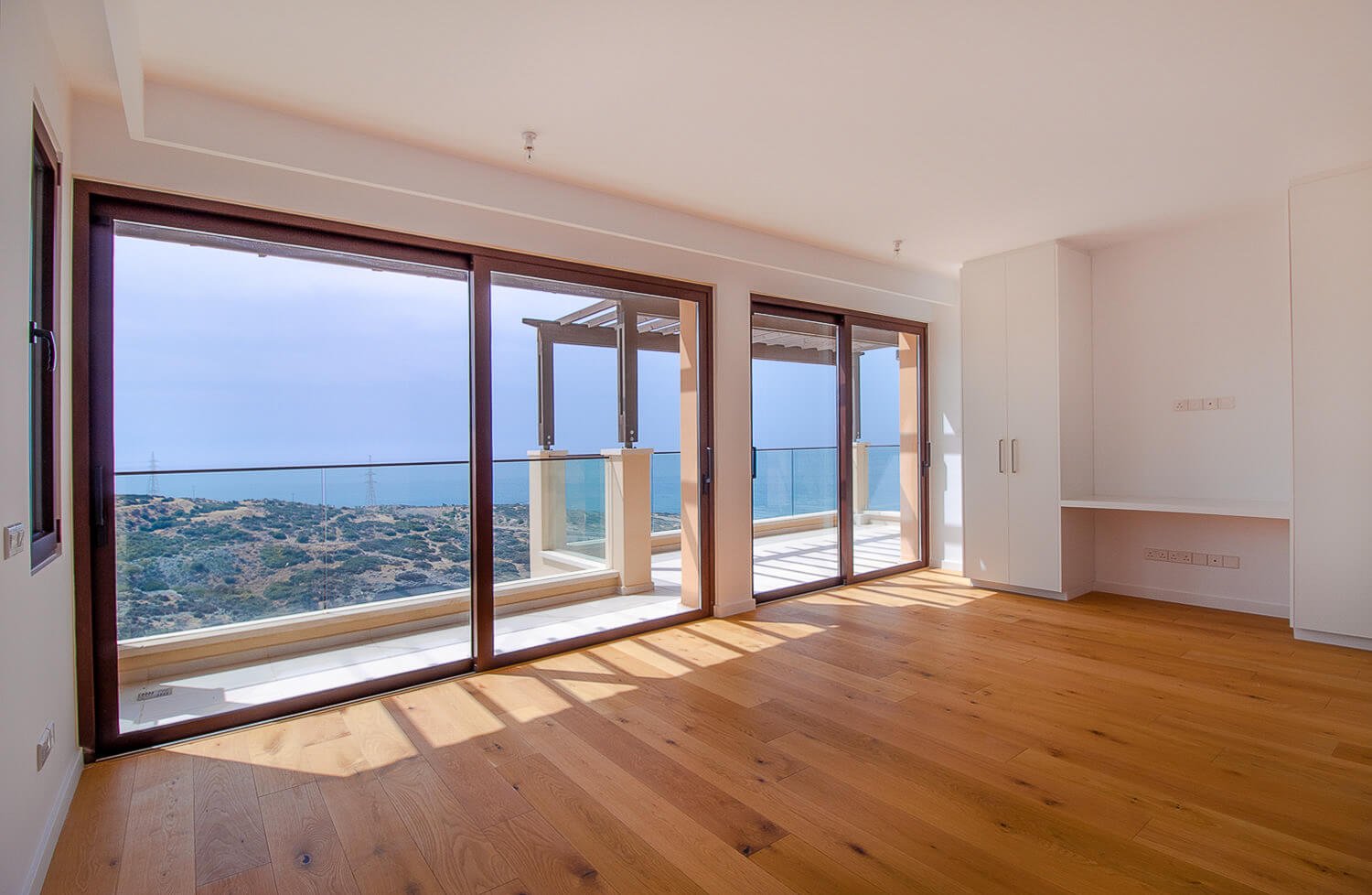 Keyready golf villa,sea views