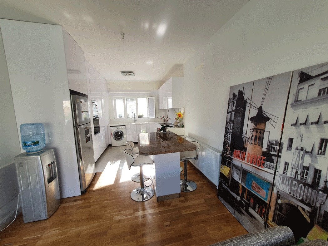 Moderne Villa, Bergblick in Limassol