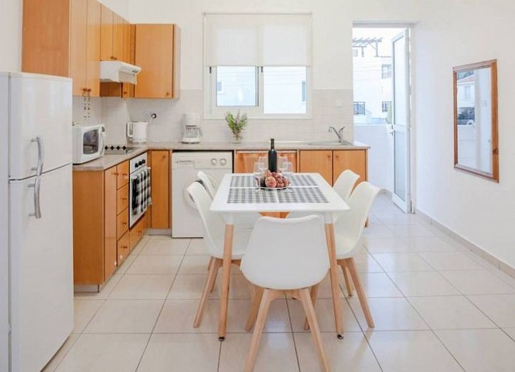 Langzeitmiete. Apartment mit Balkonen