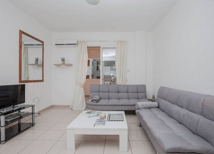 Langzeitmiete. Apartment mit Balkonen