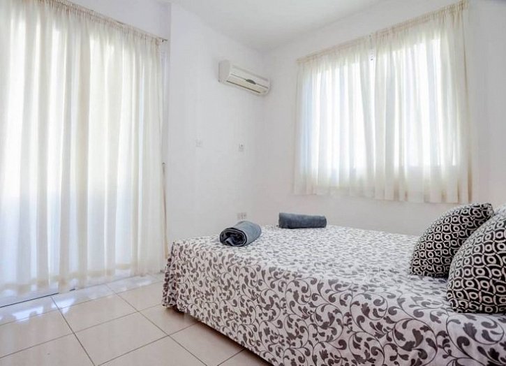 Langzeitmiete. Apartment mit Balkonen