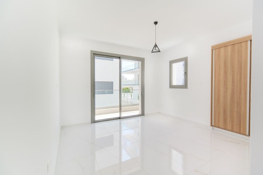 Ready flat in modern development