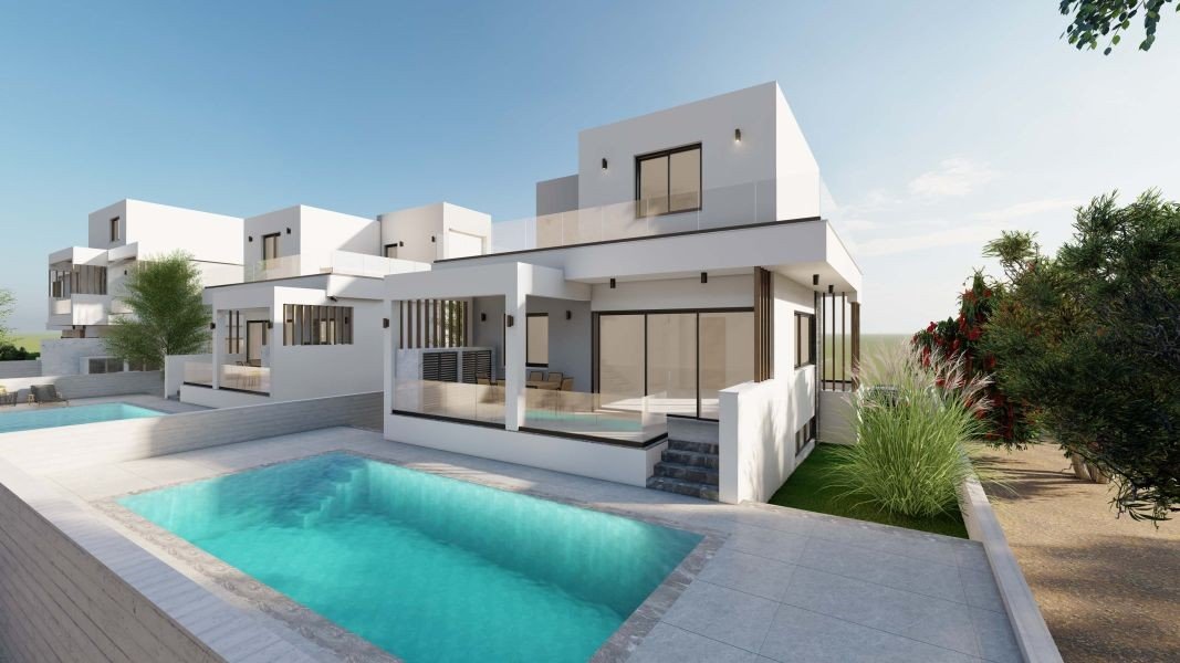 Villa walking distance to sea