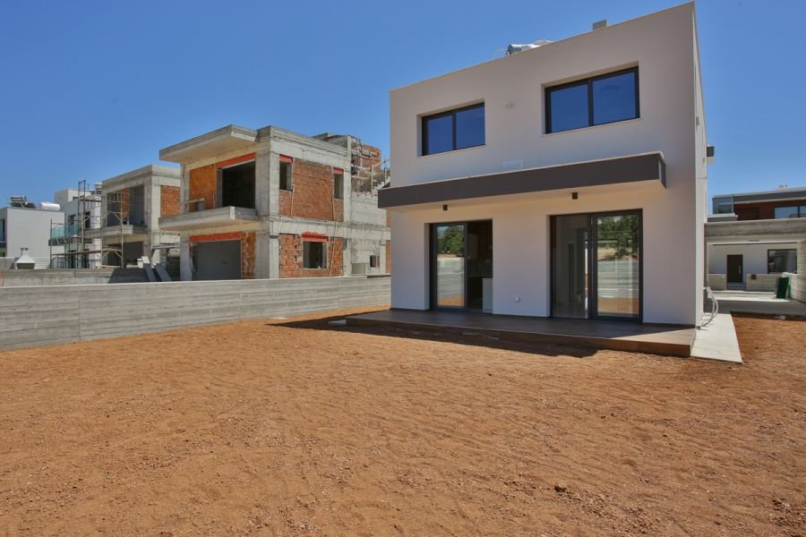 Villa close to International School